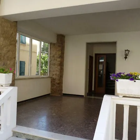 Flamingo & Cactus By The Sea Apartamento Levanto Exterior foto