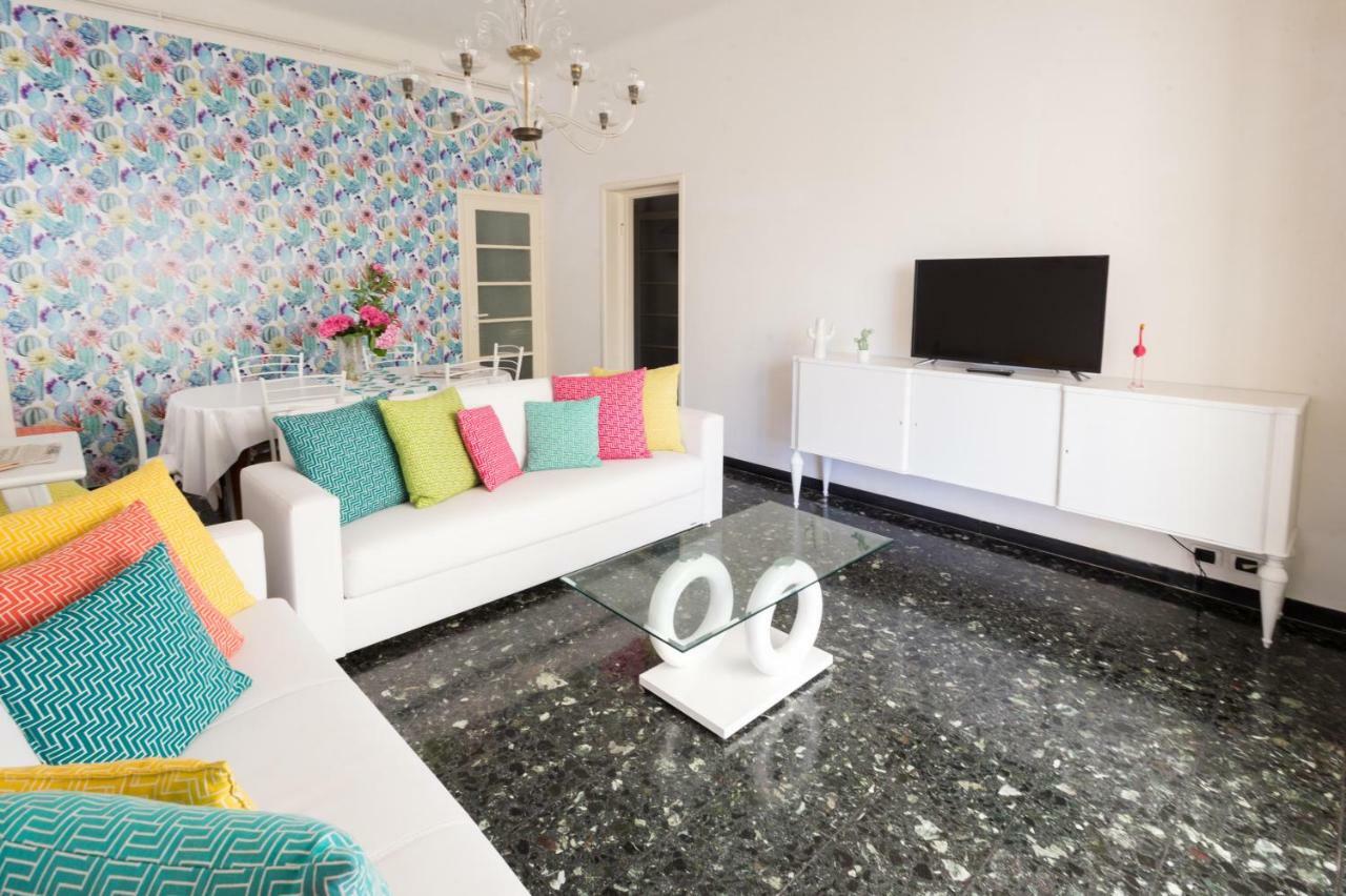 Flamingo & Cactus By The Sea Apartment *